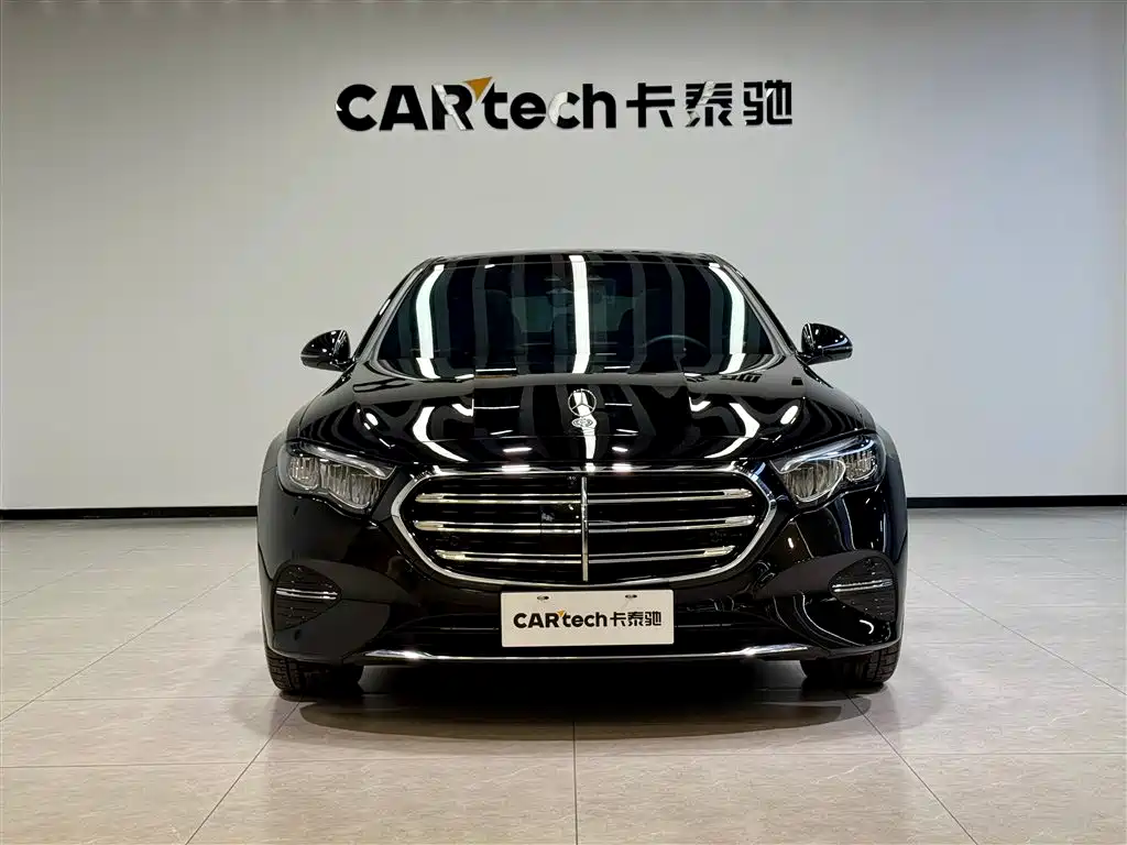 Mercedes-Benz E-Class 2024 E 300 L Fashion фото 2