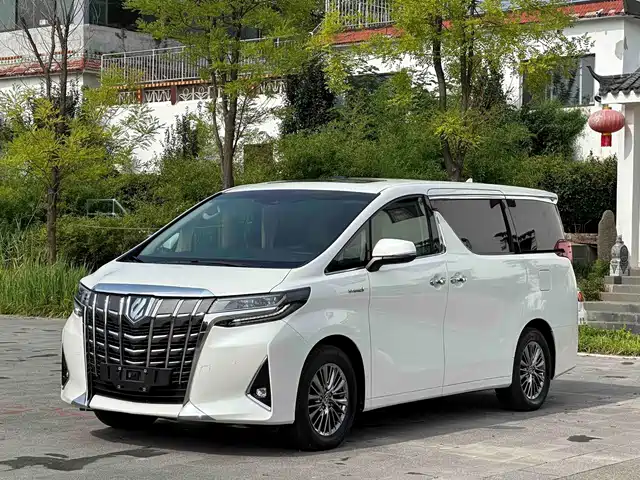 Toyota Alphard 2021