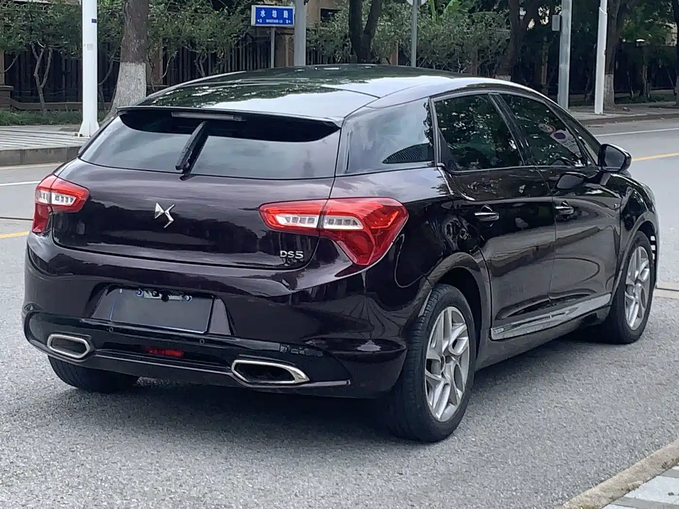 DS 5 2015 2014 1.6T Elegance THP160