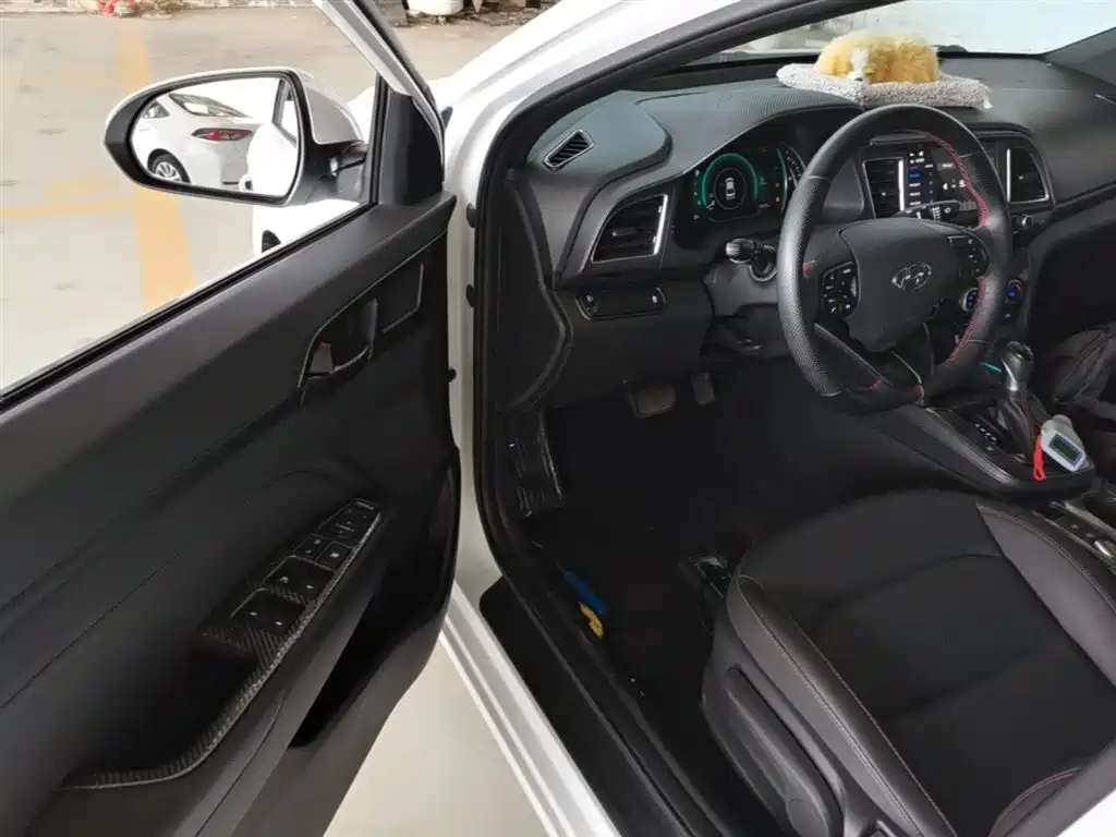Hyundai Elantra 2019 1.4T Dual-clutch XuanDong·Vitality Type фото 16