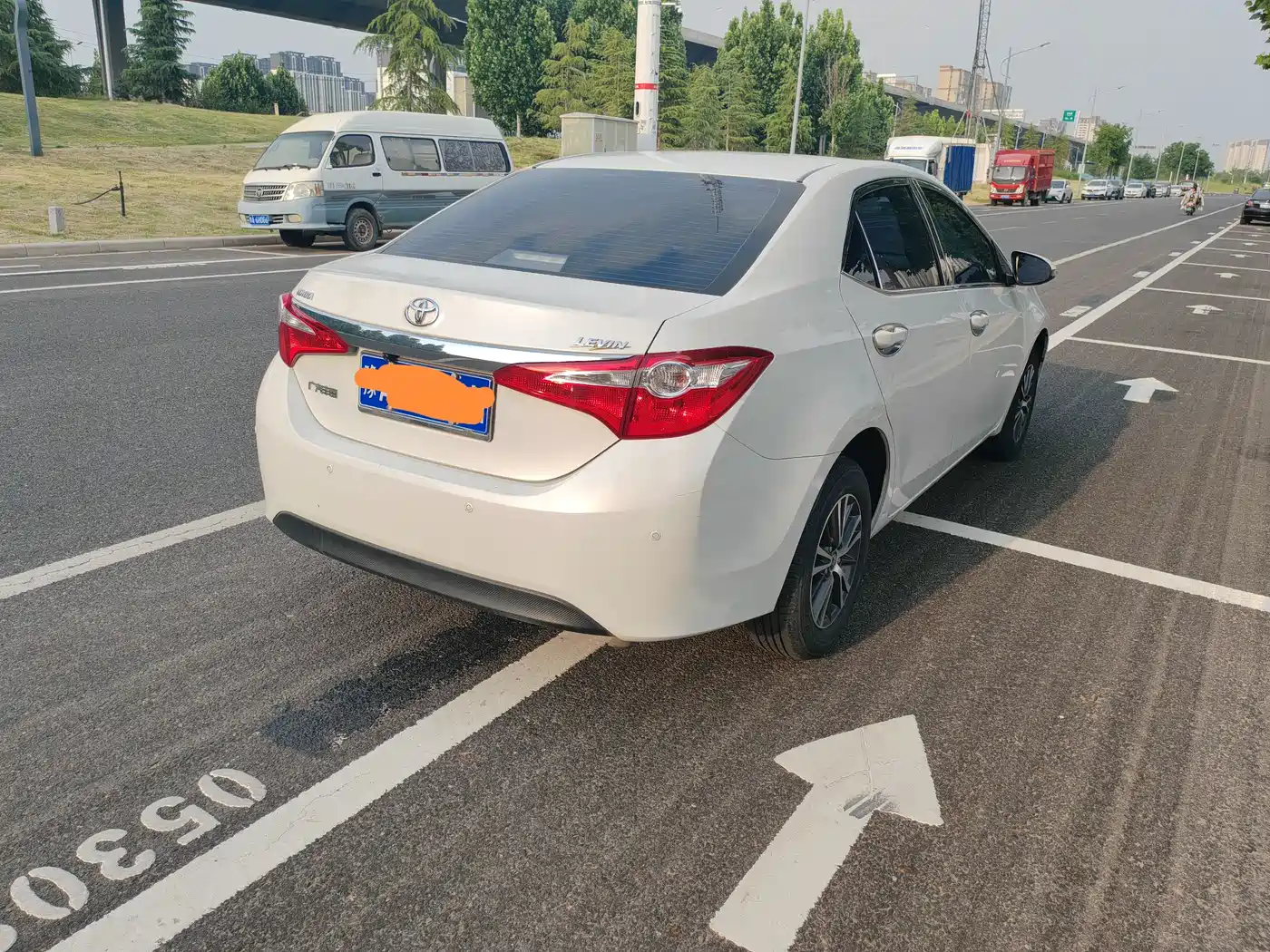 Toyota Levin 2016 1.6G CVT Elite Edition фото 15