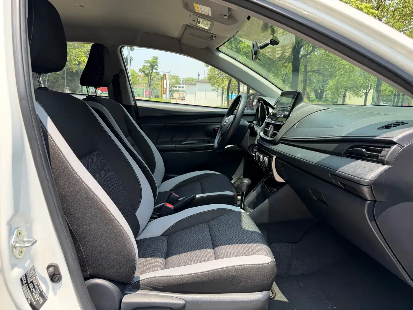 Toyota YARiS L Zhi Xuan 2020 1.5L CVT Leading Edition фото 11
