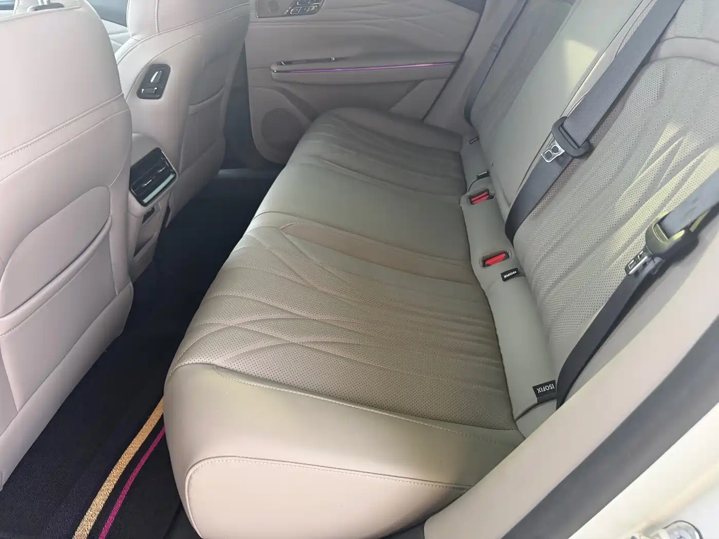 Geely Galaxy Galaxy Xingyao 8 2025 130km EM-P Starship Edition фото 9