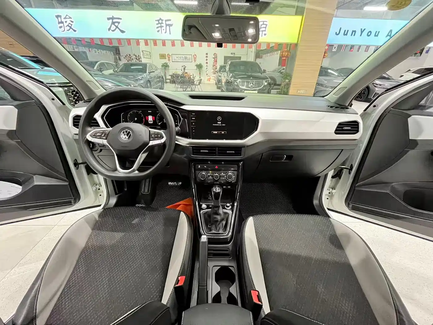 Volkswagen Tanying 2023 Model 200TSI DSG Joy Smart Connect Edition фото 22