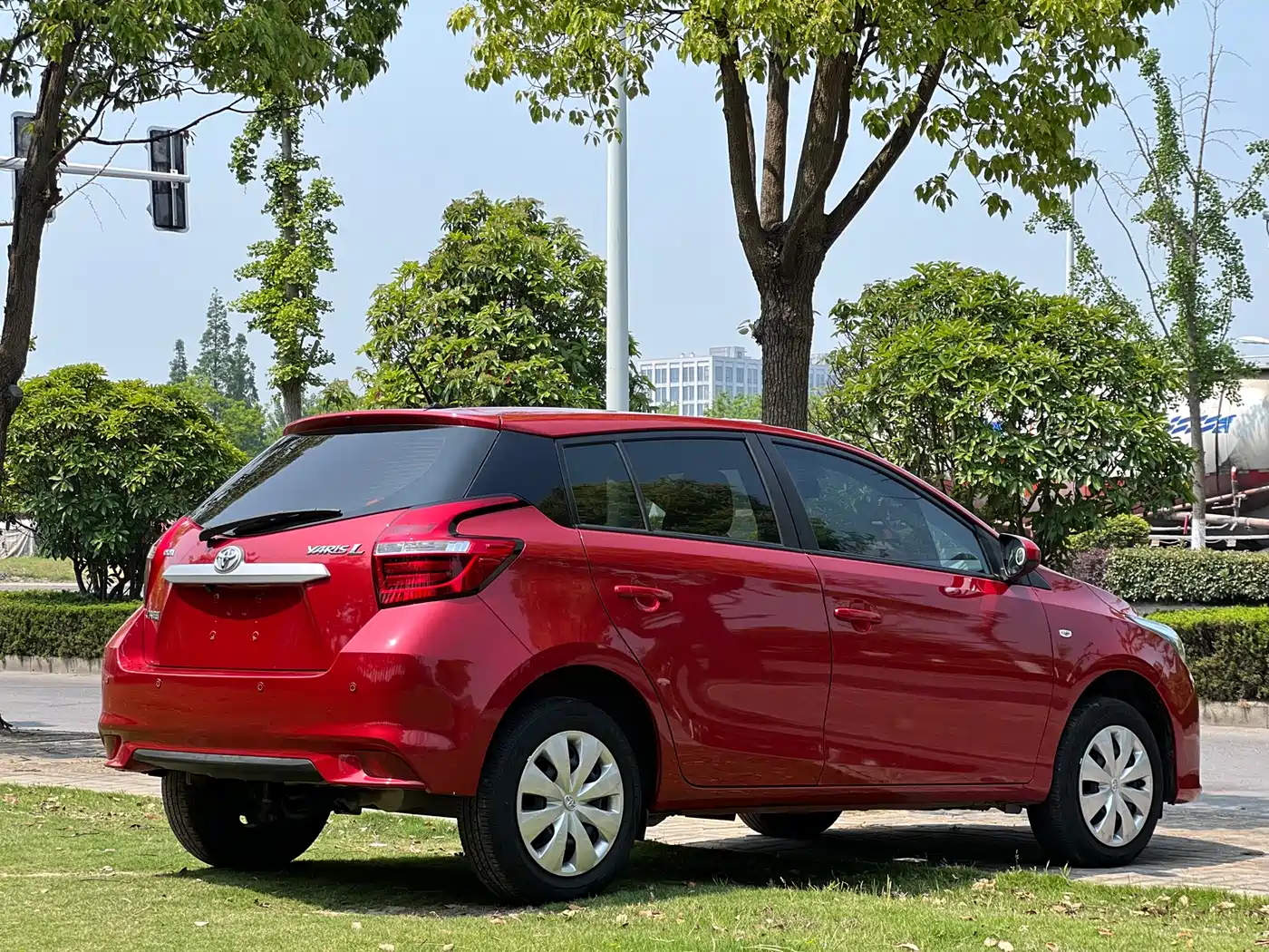 Toyota YARiS L Zhi Xuan 2021 1.5L CVT Leading Edition фото 7