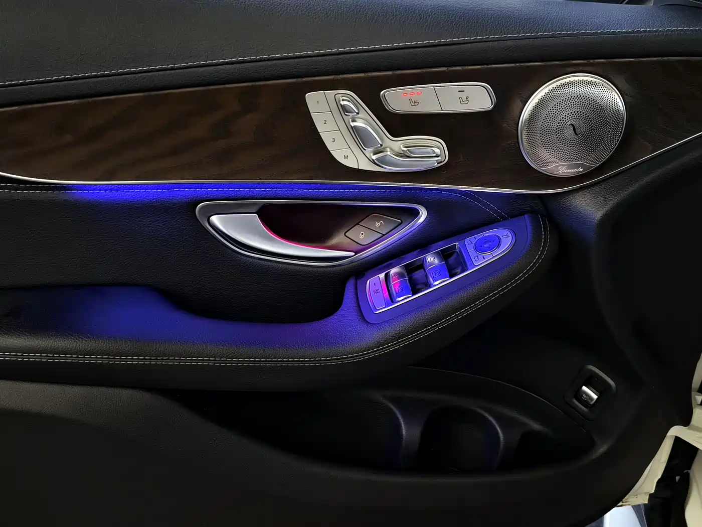 Mercedes-Benz GLC 2020 GLC 300 L 4MATIC Dynamic фото 7