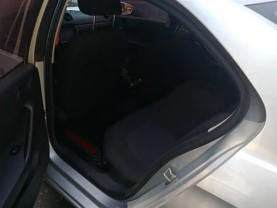 Volkswagen Jetta 2015 Value Edition 1.6L Automatic Fashion фото 11