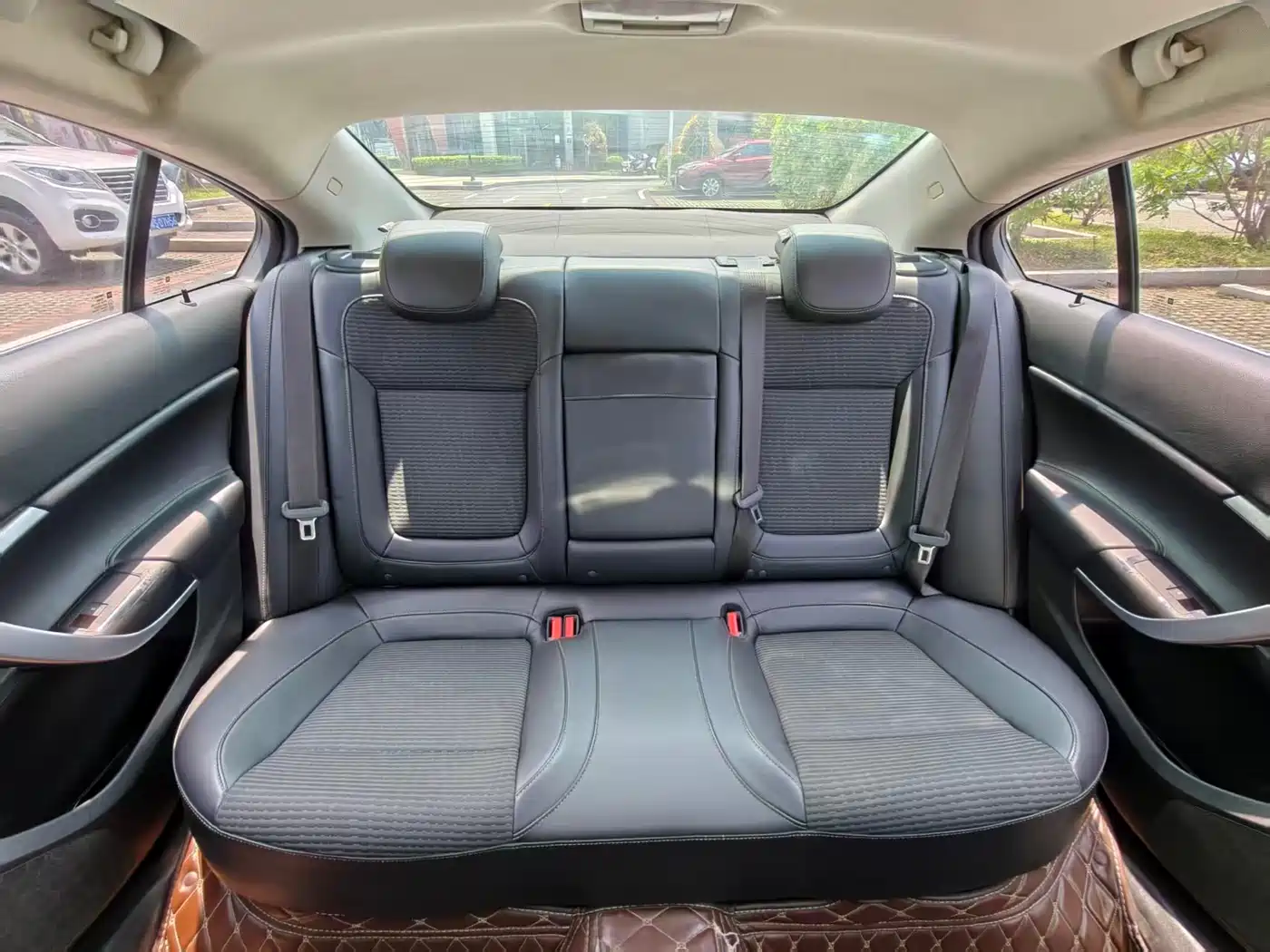 Buick Regal 2015 1.6T Leading Tech Edition фото 16