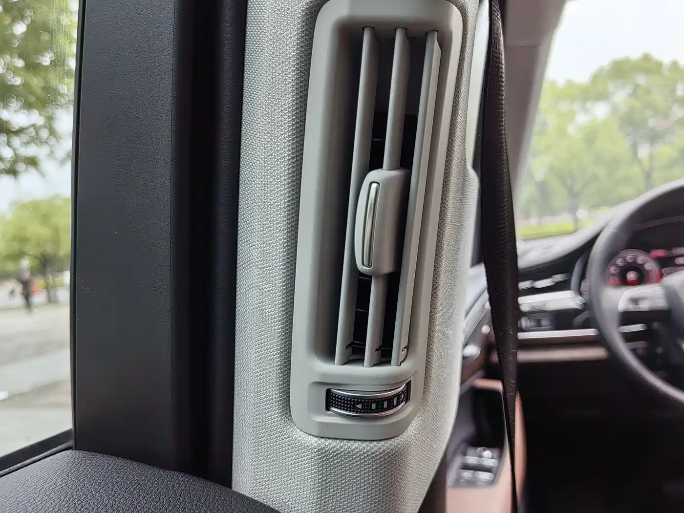 Audi Q7 2024 45 TFSI quattro S line Sport фото 32