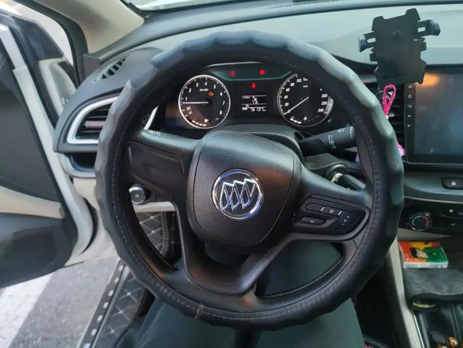 Фото 15 - Buick Excelle