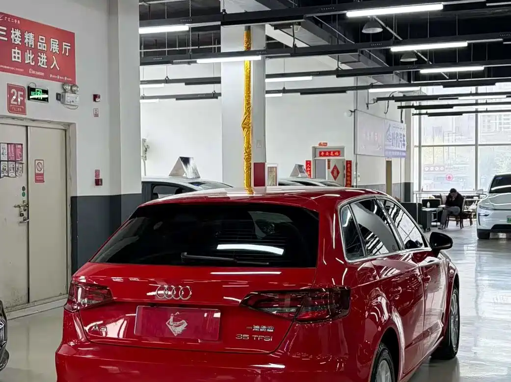 Audi A3 2016 Sportback 35 TFSI Progressive фото 9