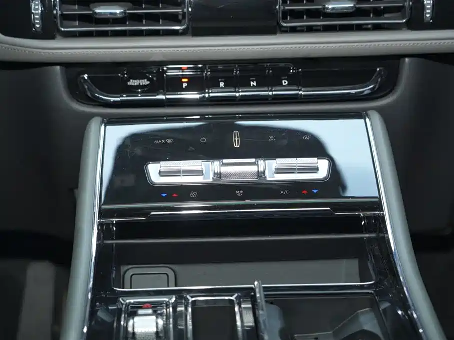 Lincoln Aviator 2024 2024 3.0T V6 AWD Elegance 6-Seater