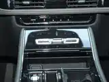 Фото 25 - Lincoln Aviator