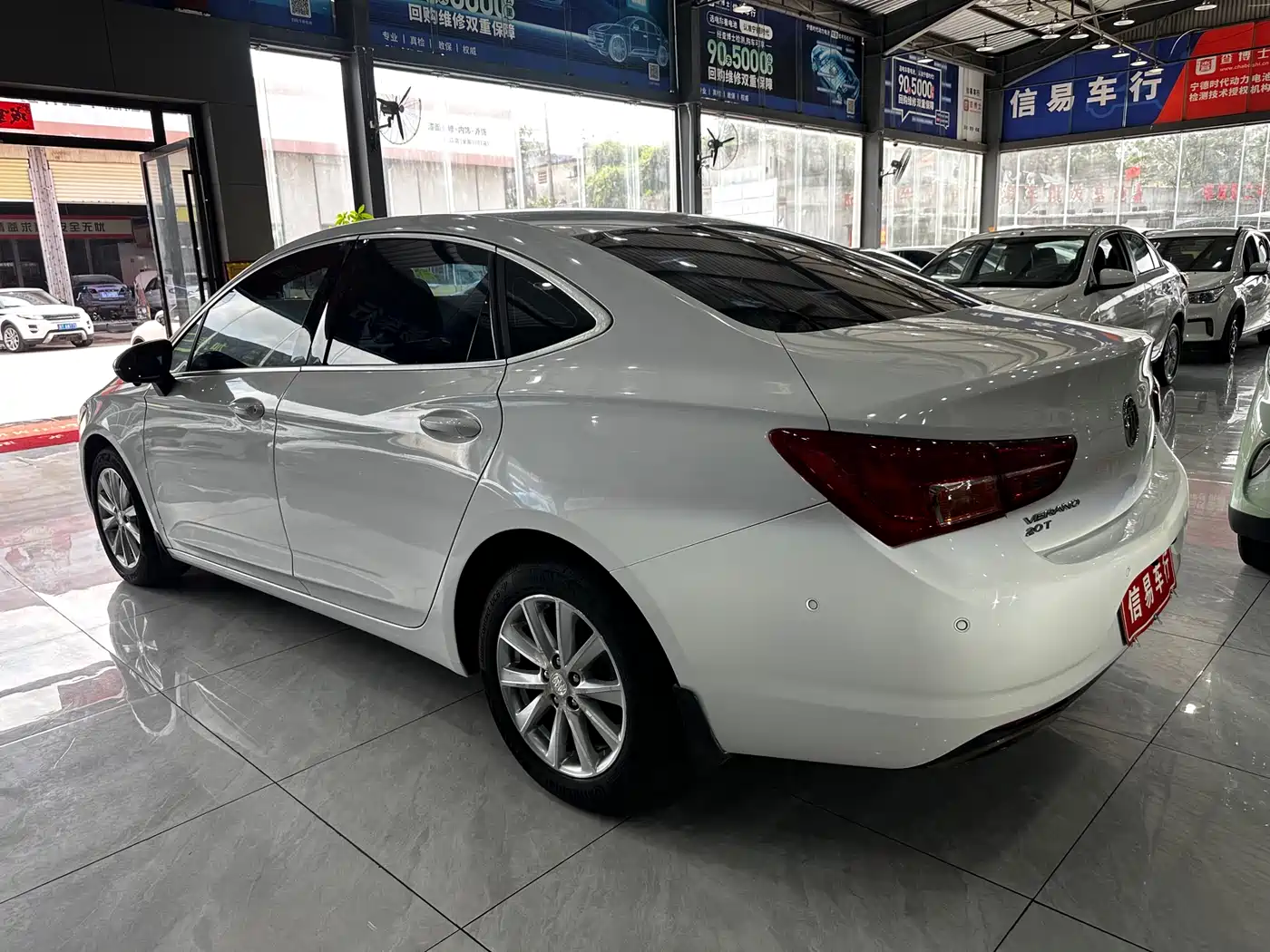 Buick Verano 2015 Sedan 20T Dual-clutch Elite фото 14