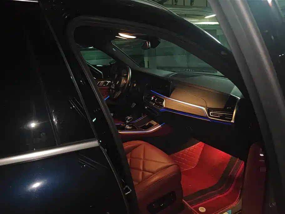 BMW X5 2022 xDrive 40Li Premium M Sport Package фото 8