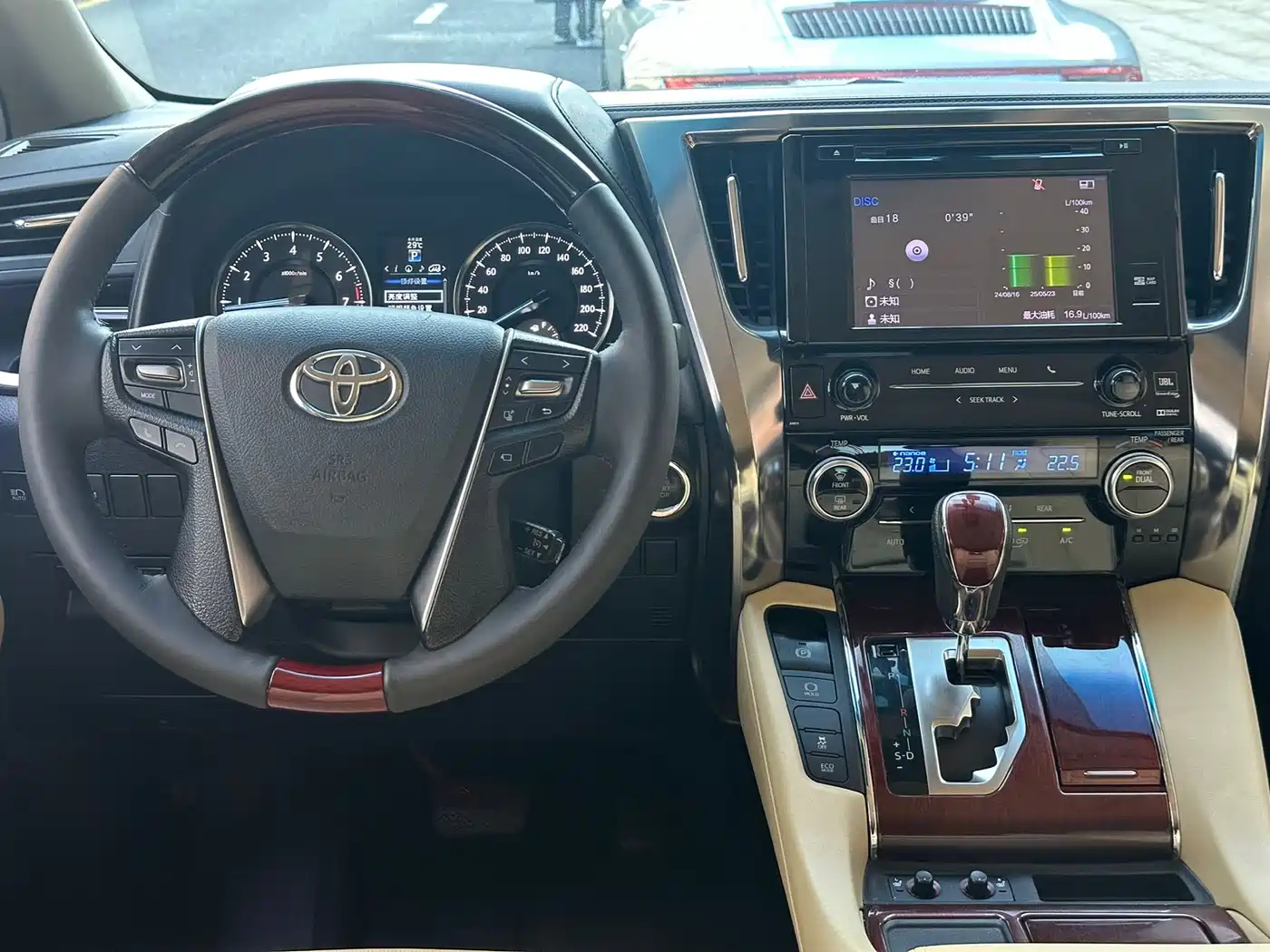 Toyota Alphard 2015 3.5L Luxury Edition фото 11