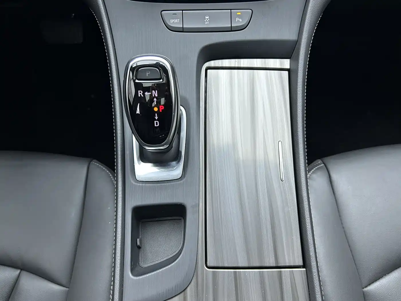 Buick LaCrosse 2022 652T Luxury фото 18