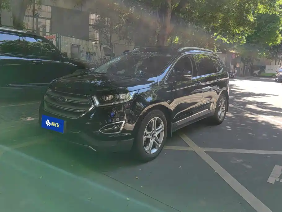 Фото 1 - Ford Edge