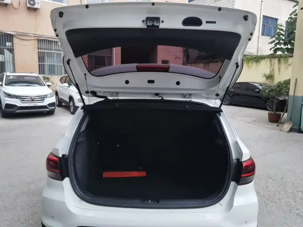 Kia KX CROSS 2019 2018 1.6L Automatic Smart Sunroof Edition