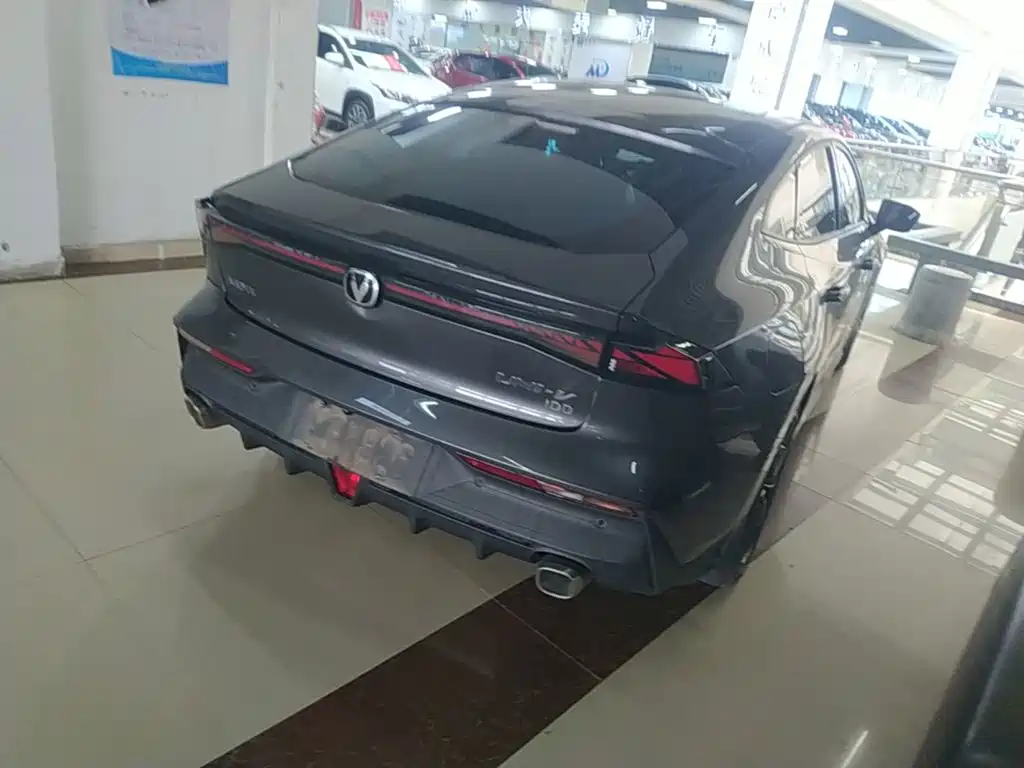 Changan UNI-V iDD 2023 2023 ZhiDian iDD 1.5T 113km Smart Fun Edition