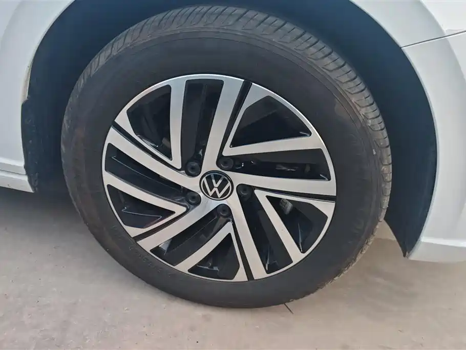 Volkswagen Lavida 2024 Model 1.5L Automatic Starlight 5 Million Edition фото 6