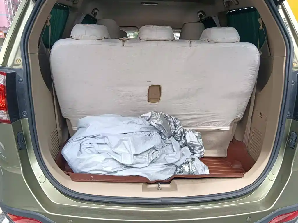 Photo 4 - Baojun 730