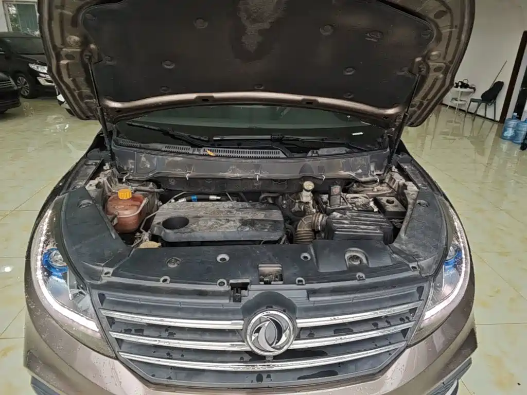 Dongfeng Fengguang Fengguang 580 2018 2017 1.5T CVT Smart Edition