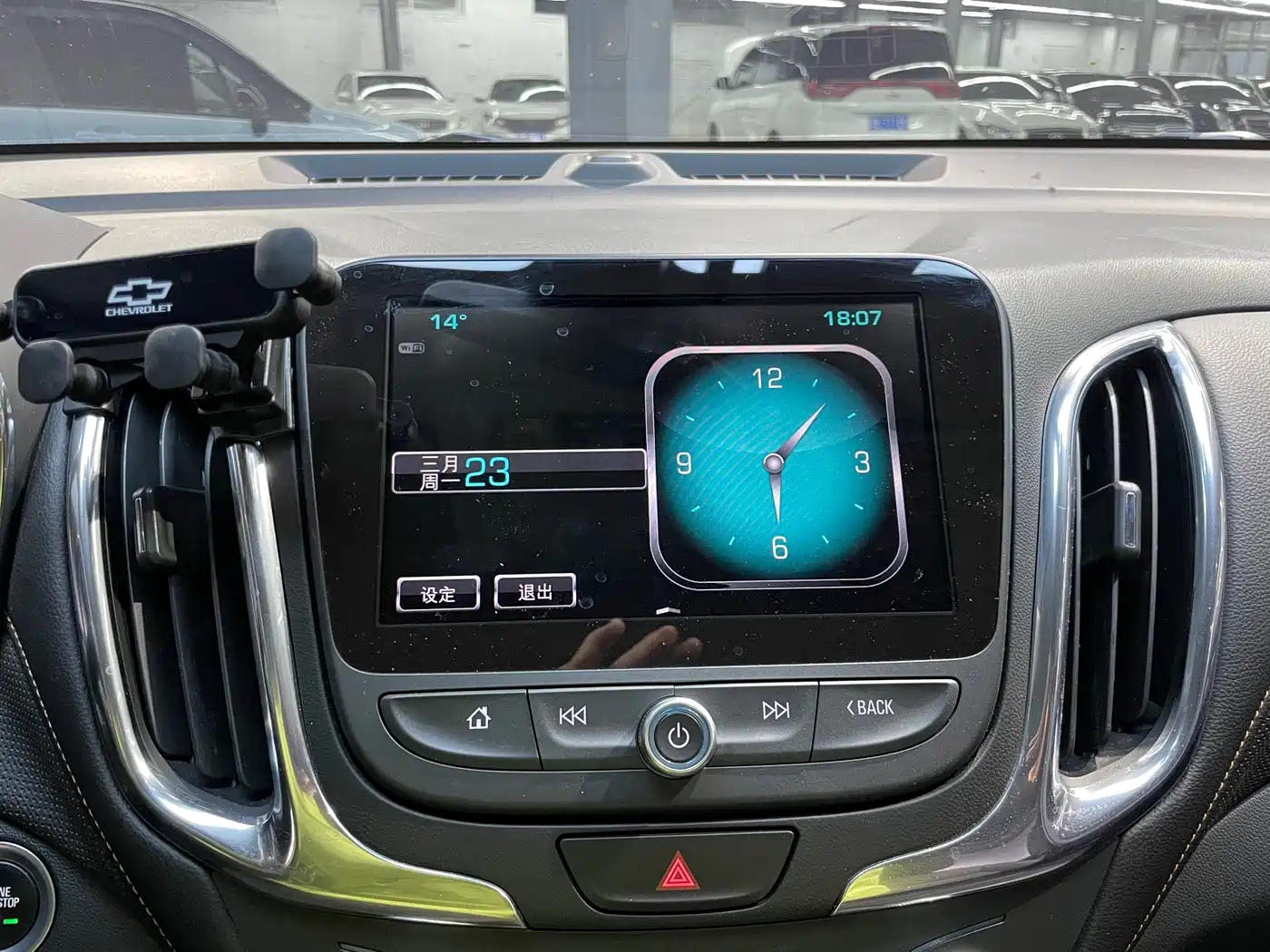 Chevrolet Equinox 2018 535T Automatic Control Edition фото 13