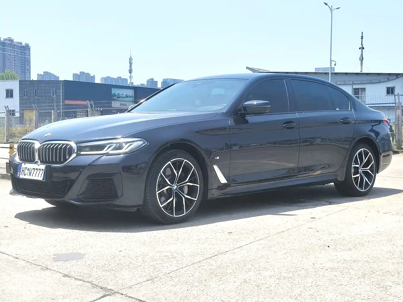 BMW 5 Series 2023 530Li Premium M Sport Package фото 4