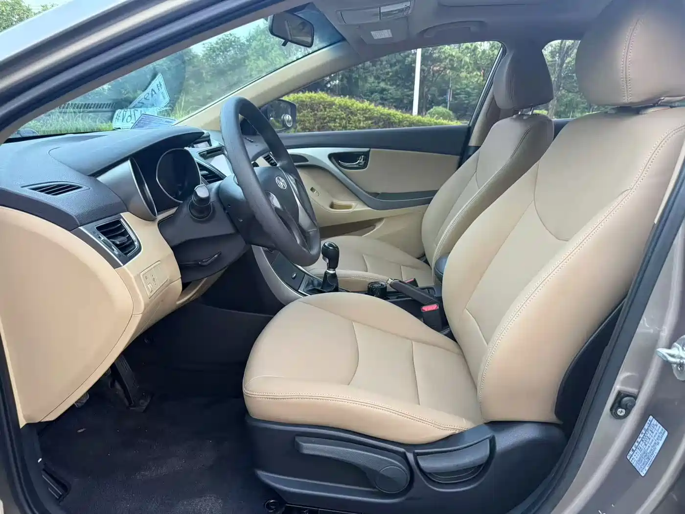Hyundai Langdong 2013 2012 1.6L Manual Leading