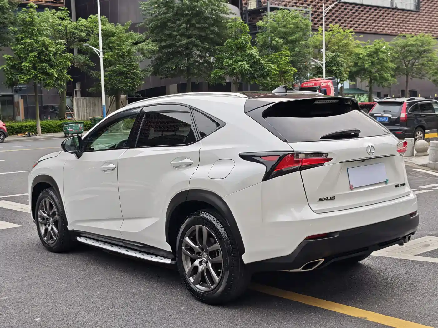 Lexus NX 2015 200t AWD F Sport фото 21