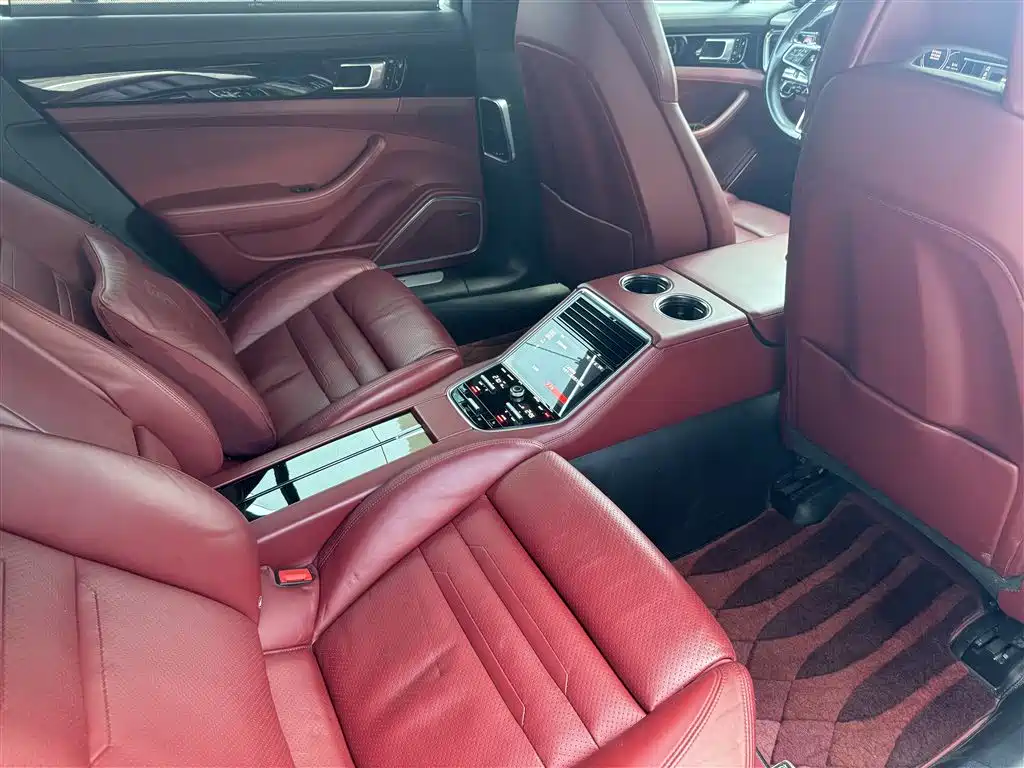 Porsche Panamera 2017 Panamera 4 Executive Long Wheelbase 3.0T фото 18