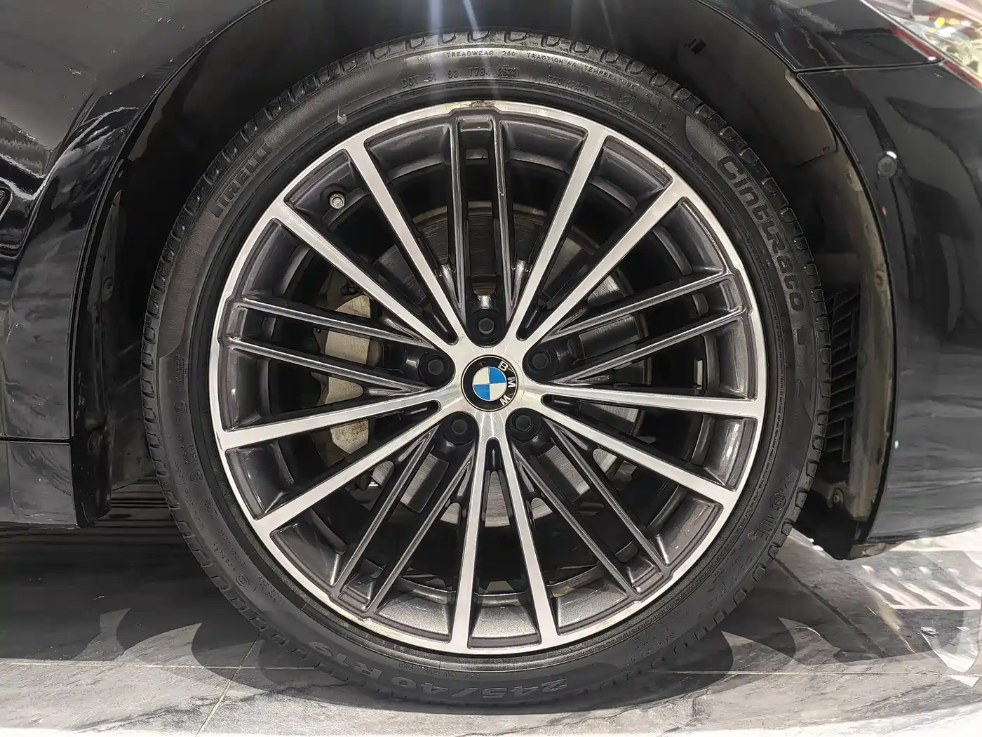 BMW 5 Series 2019 530Li Leading M Sport Package фото 29