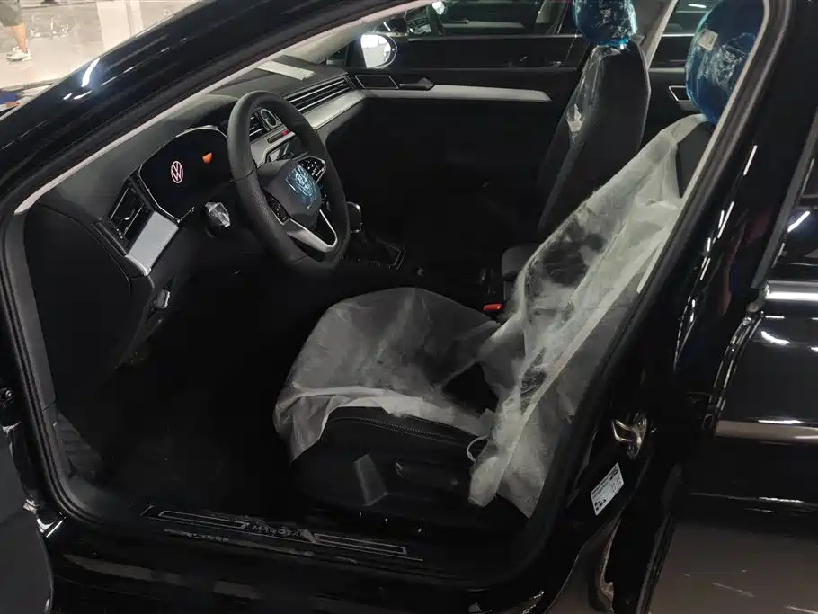 Volkswagen Magotan 2025 Popular Edition 280TSI DSG Comfort фото 9