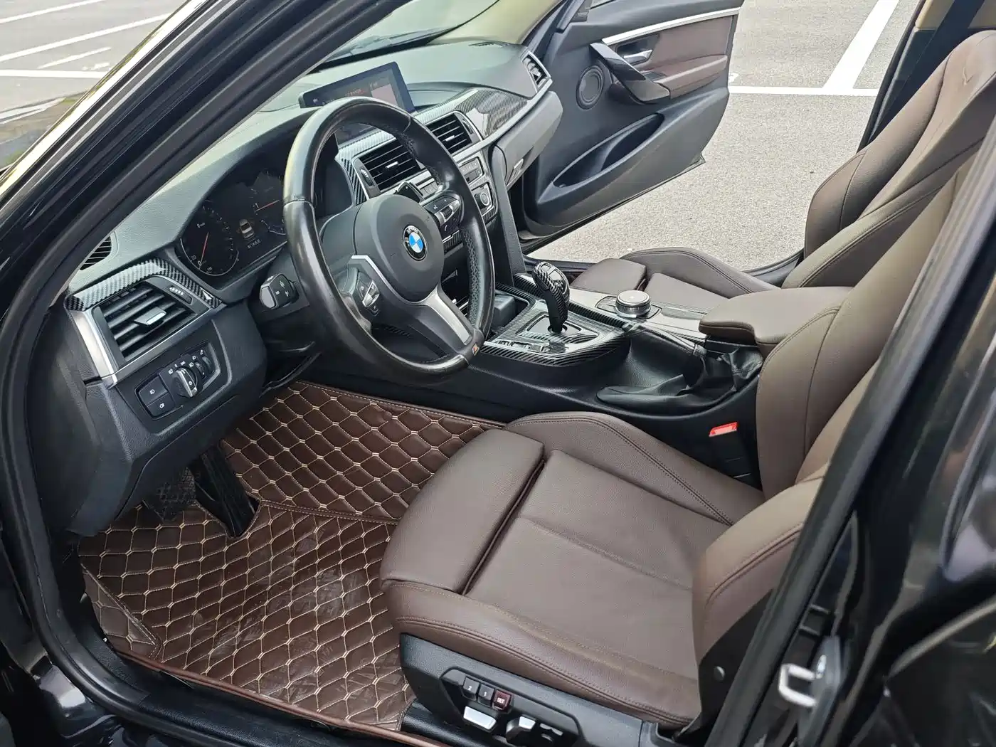 BMW 3 Series 2019 320Li M Sport Black Night Edition фото 8