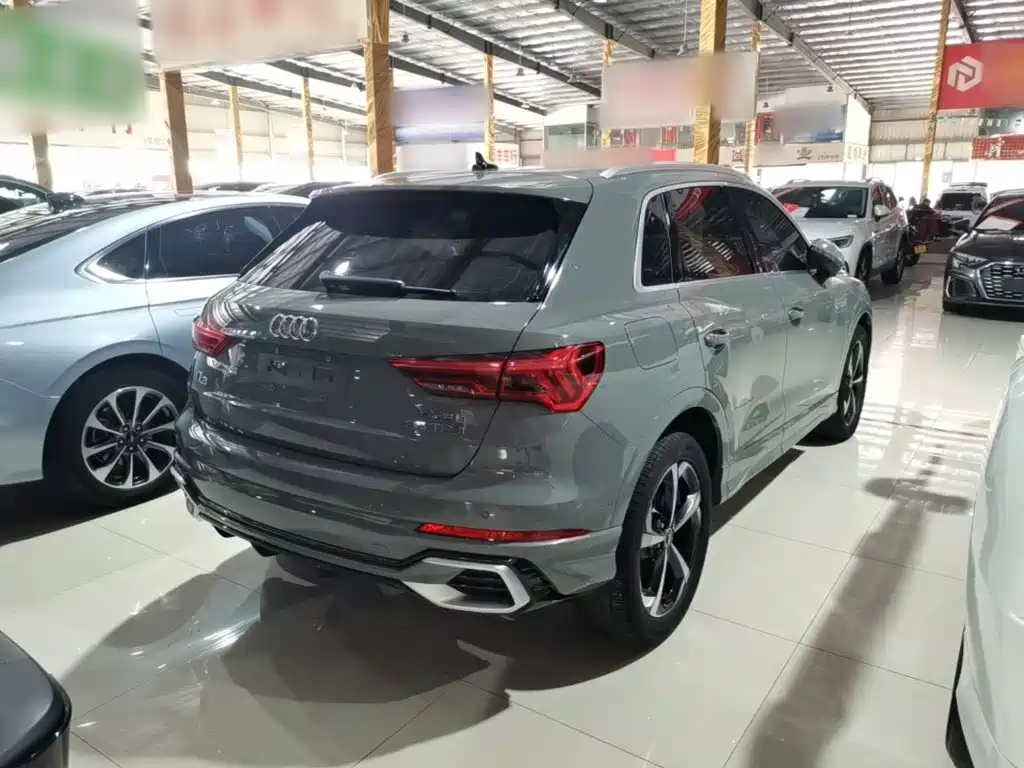 Audi Q3 2025 2024 35 TFSI Fashion Sport
