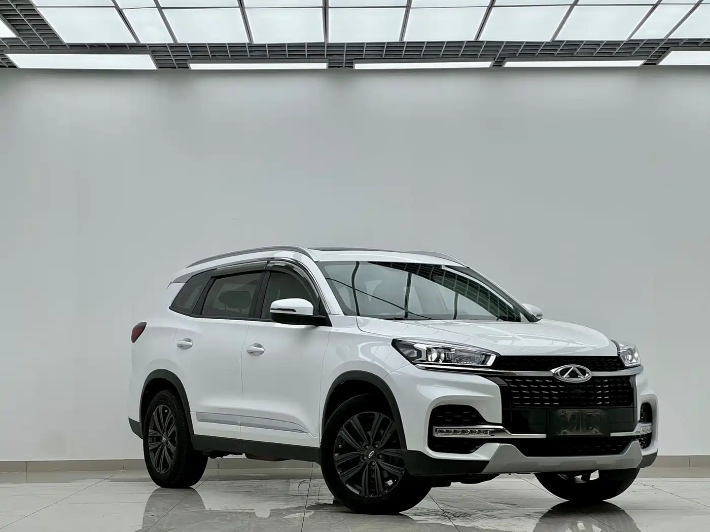 Фото 3 - Chery Tiggo 8