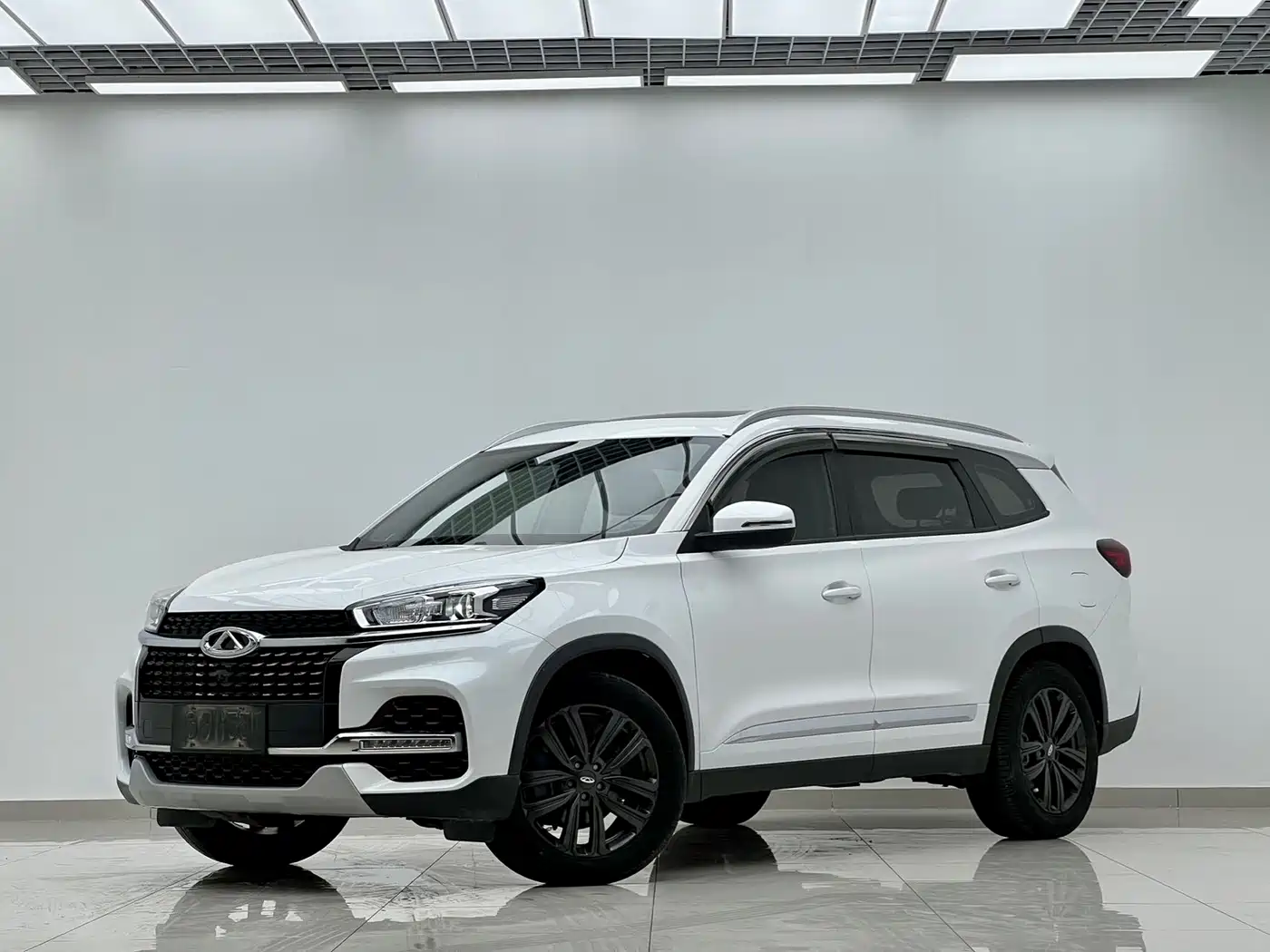 Фото 1 - Chery Tiggo 8