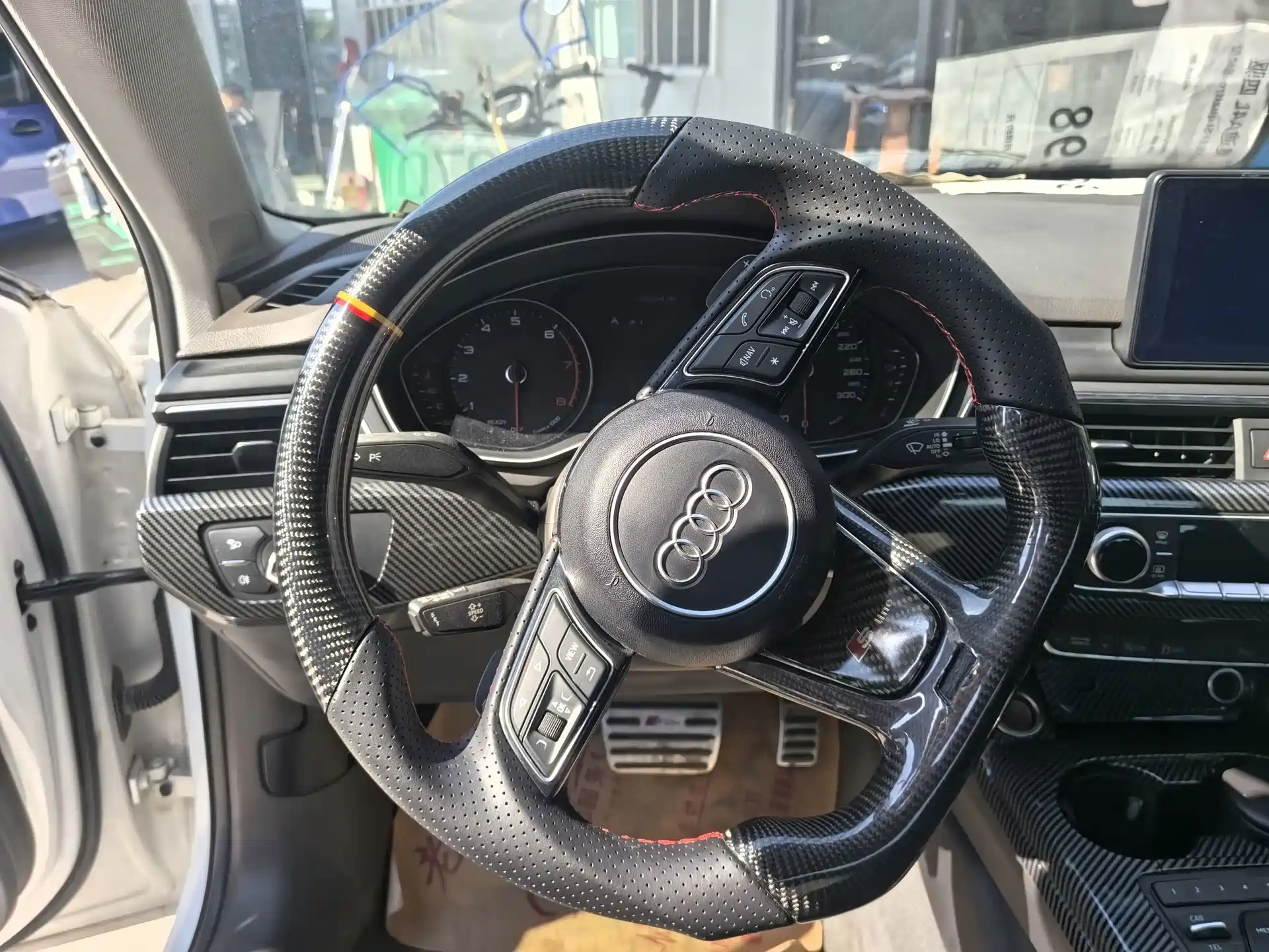 Photo 8 - Audi A4L