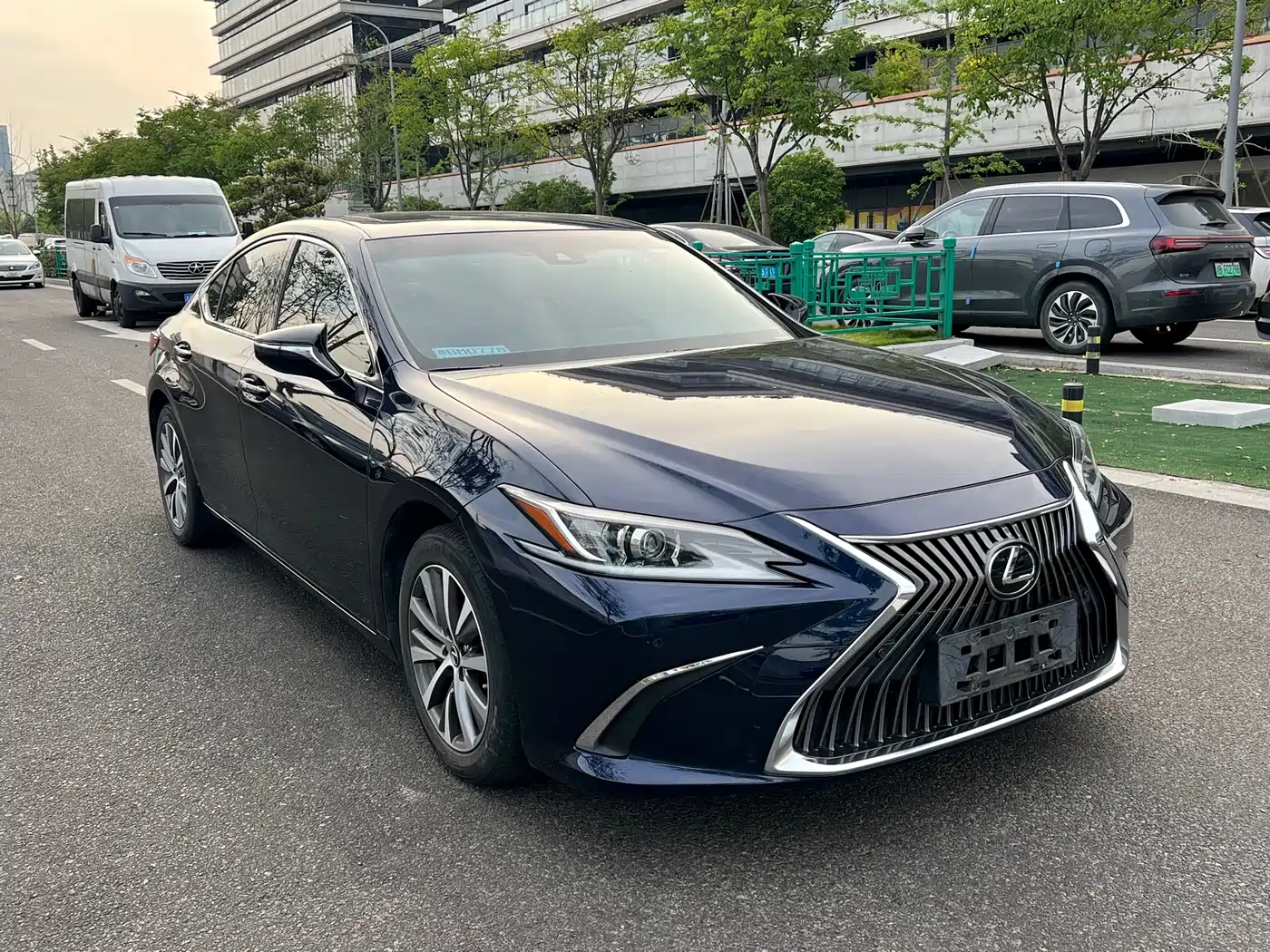 Lexus ES 2020 200 Excellence фото 3