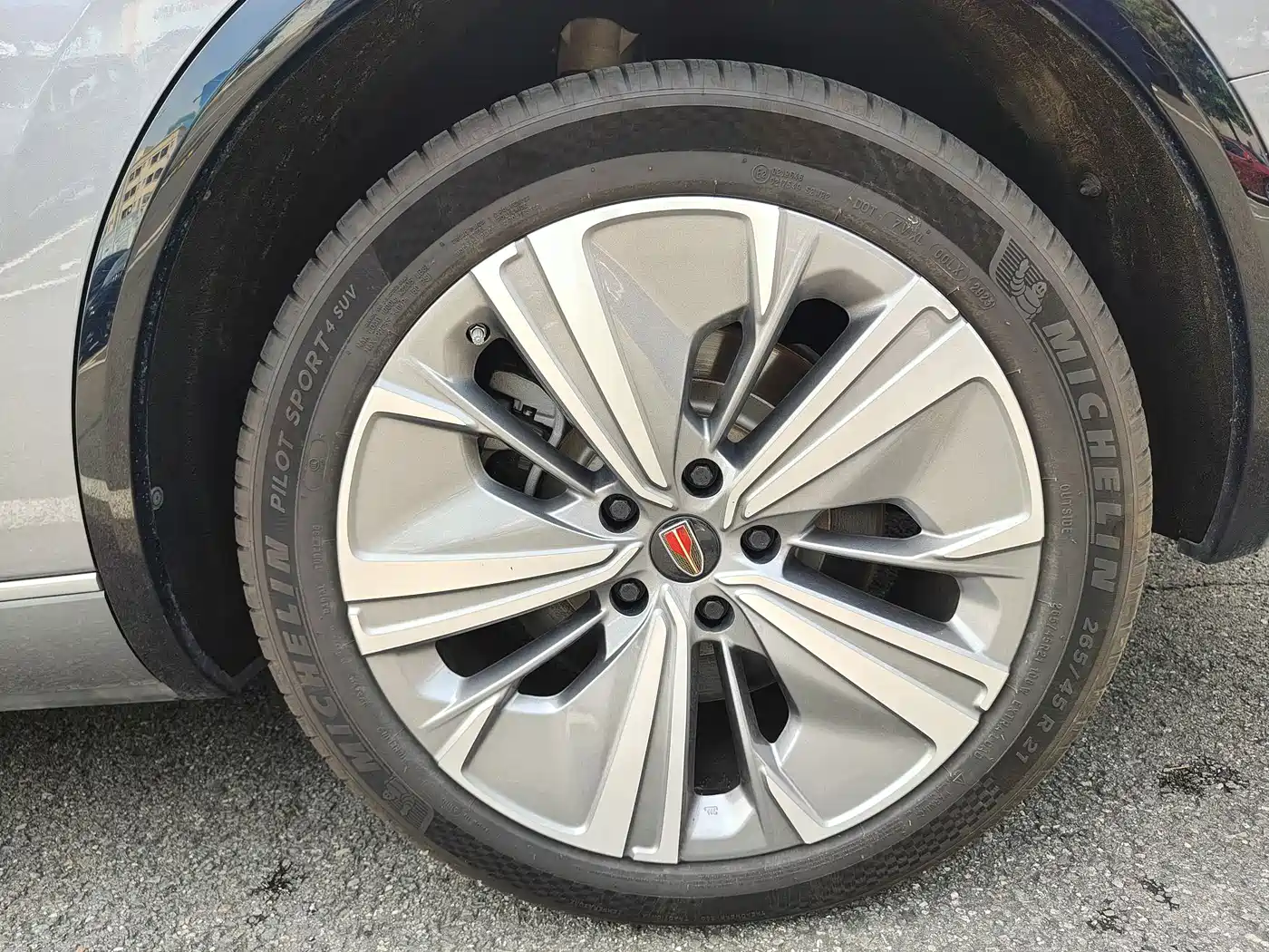 Hongqi E-HS9 2022 690km Qi Xiang Edition (6-seater) фото 33