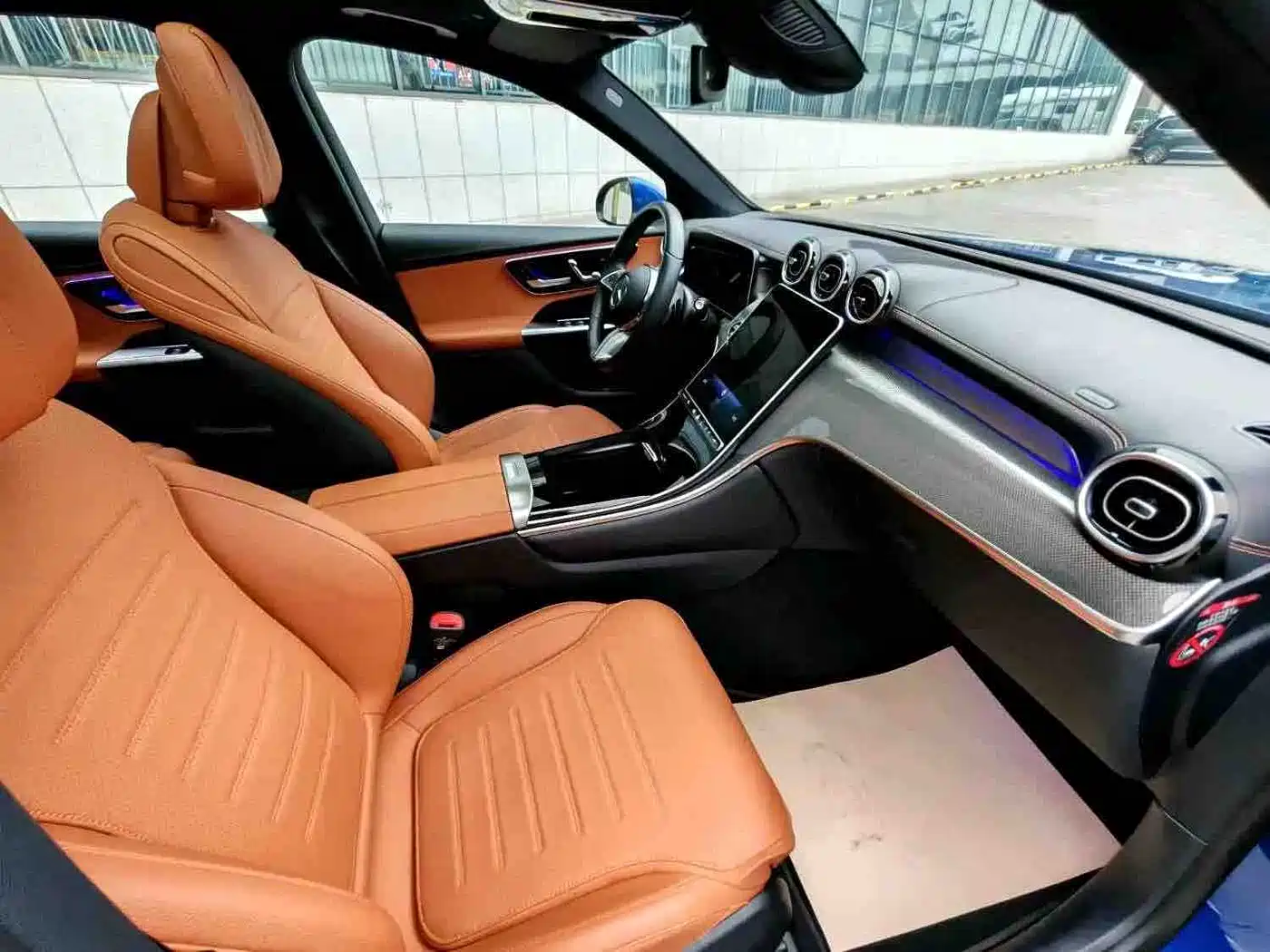 Mercedes-Benz GLC 2025 2024 GLC 300 L 4MATIC Dynamic 5-seater