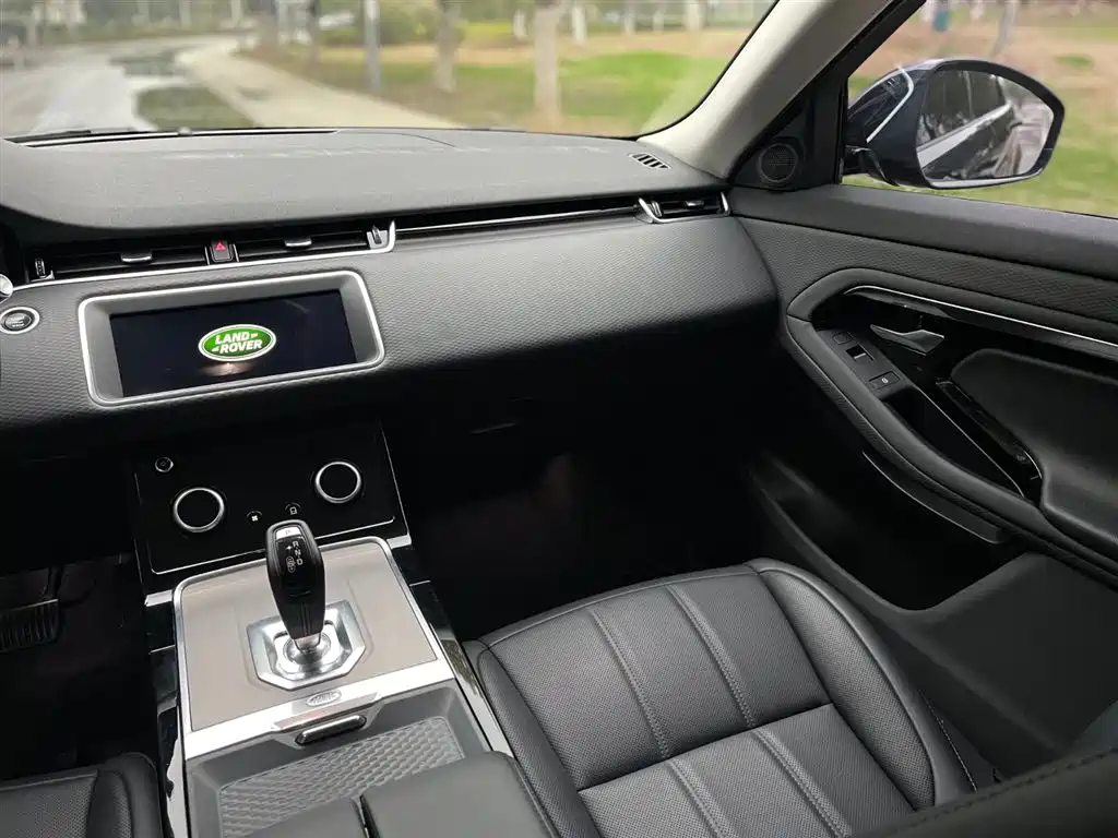 Land Rover Range Rover Evoque 2020 249PS Youth Edition фото 20