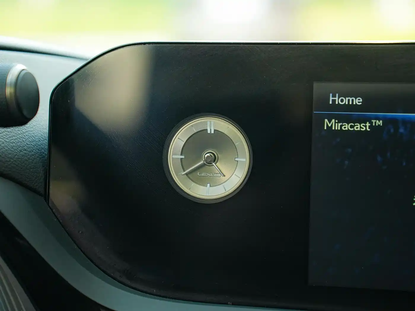 Lexus ES 2021 200 Excellence Edition фото 18