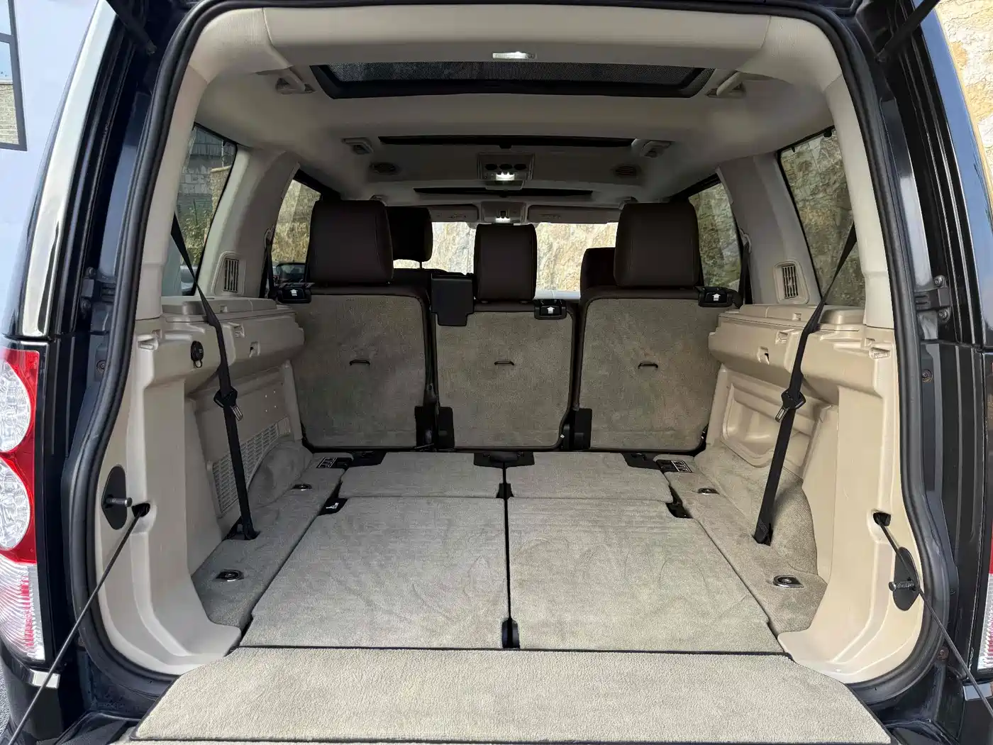Land Rover Discovery 2010 3.0TDV6 HSE Diesel фото 10