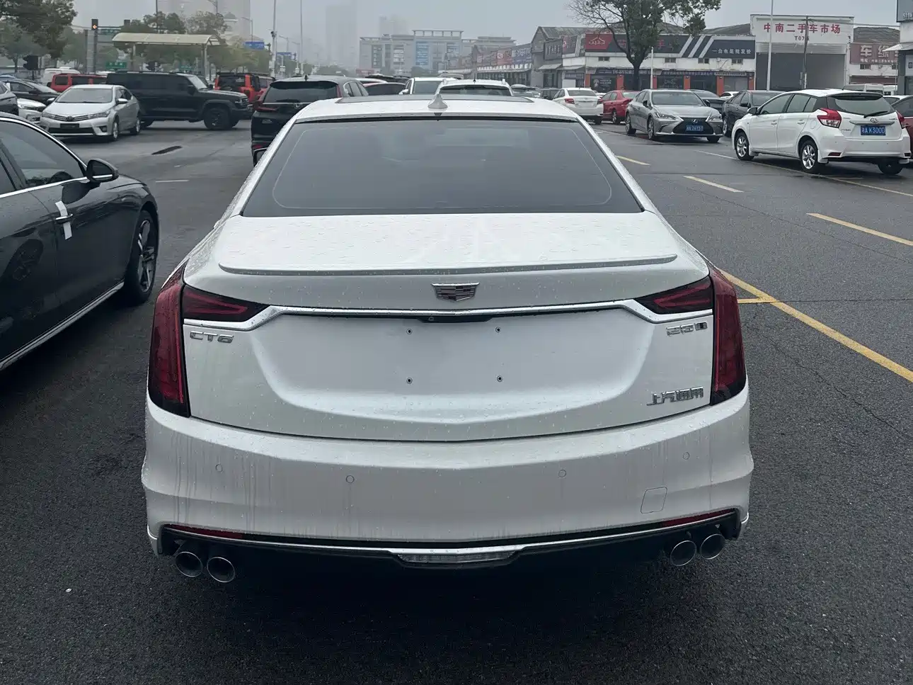 CADILLAC CT6