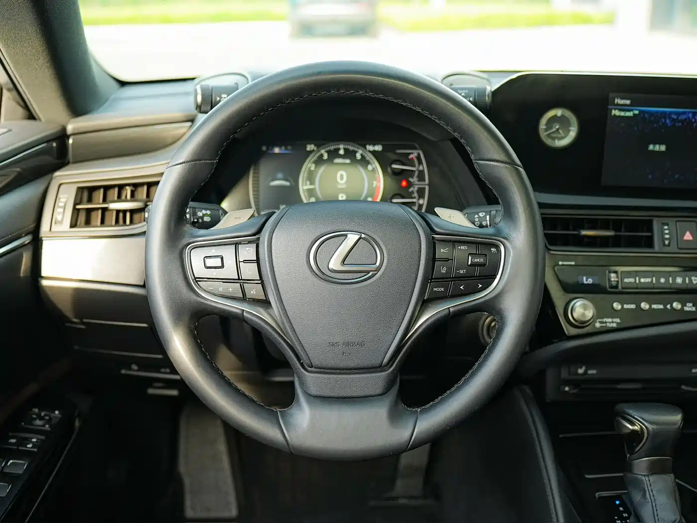 Lexus ES 2021 200 Excellence Edition фото 20