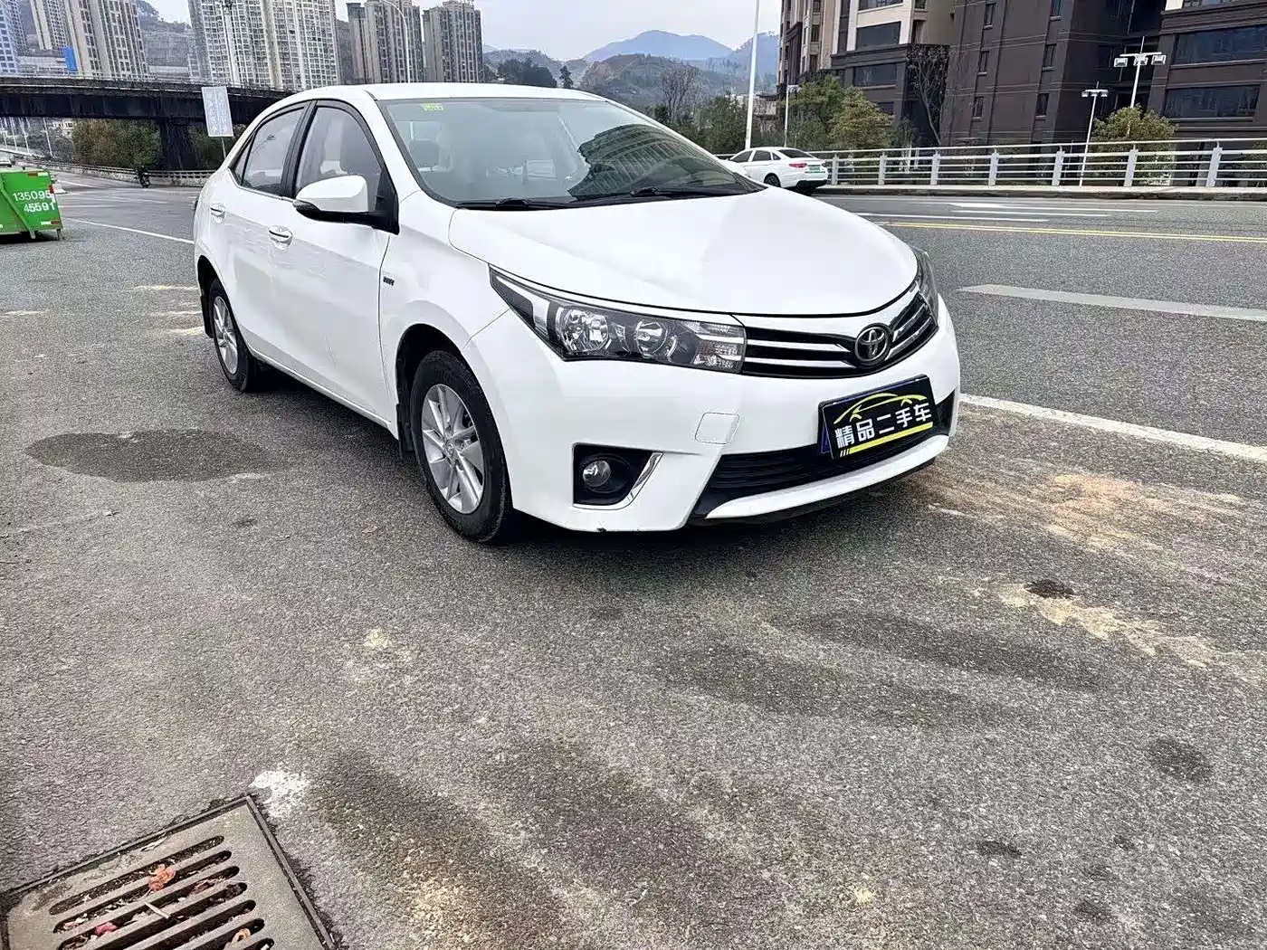 Toyota Corolla 2014 1.6L CVT GL фото 3