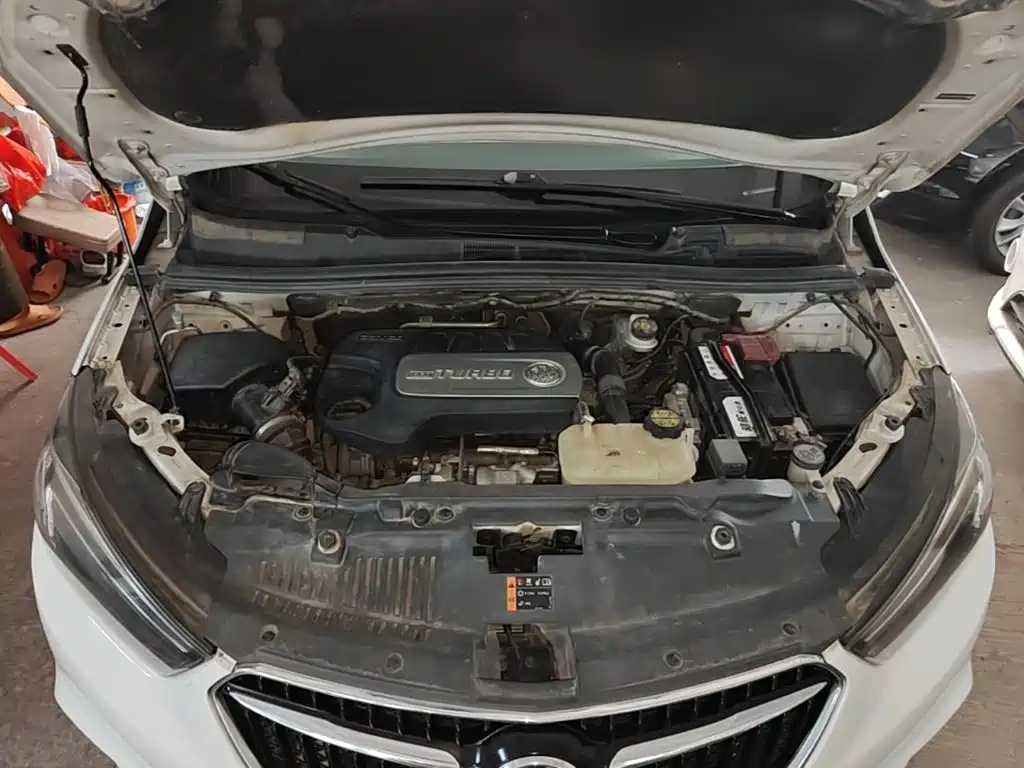 Фото 20 - Buick Encore