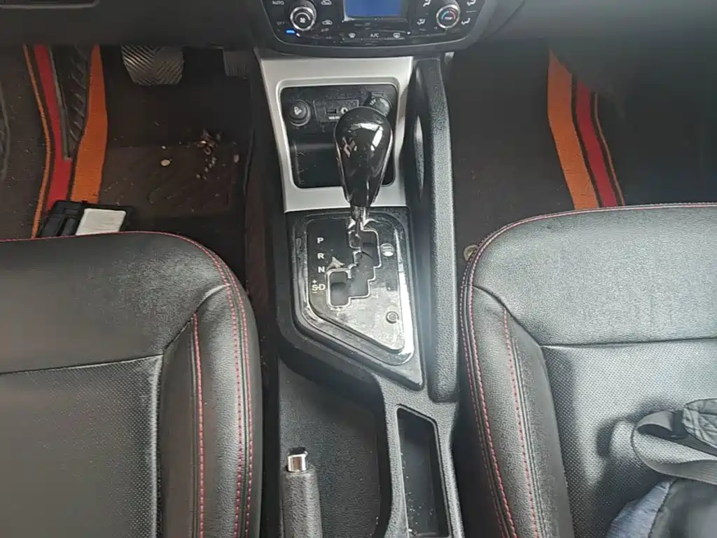 JAC Motors Refine S3 2016 2016 1.5L CVT Luxury Smart